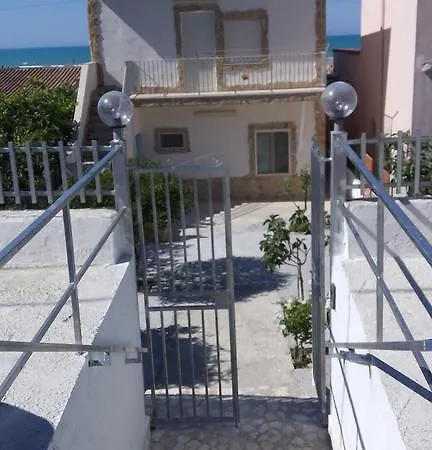 Marinella Casa vacanze *